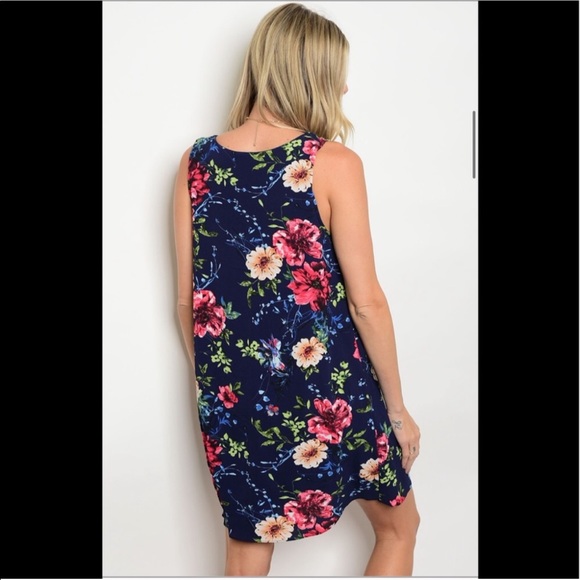 NWT Blue Floral dress w white trim S M L MSRP$45 - Picture 3 of 5